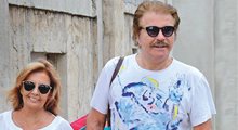 Teresa Campos se relaja con Bigote en Marbella