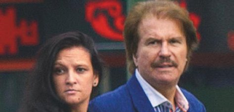 Bigote se ve con Gema en su casa