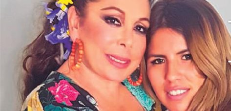 El abrazo más esperado entre madre e hija